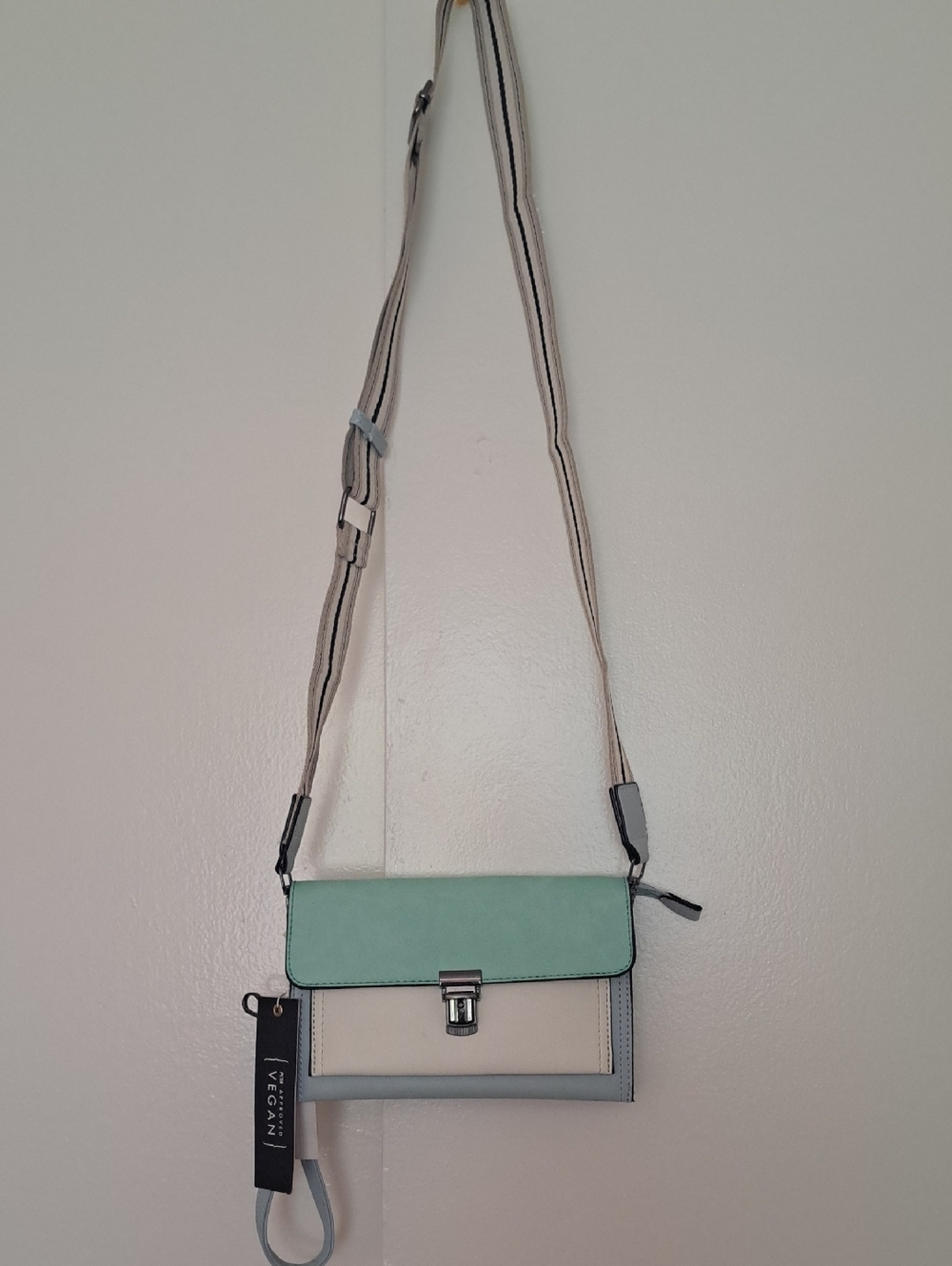 Isabelle  Koolee Mint and Cream Wristlet Clutch